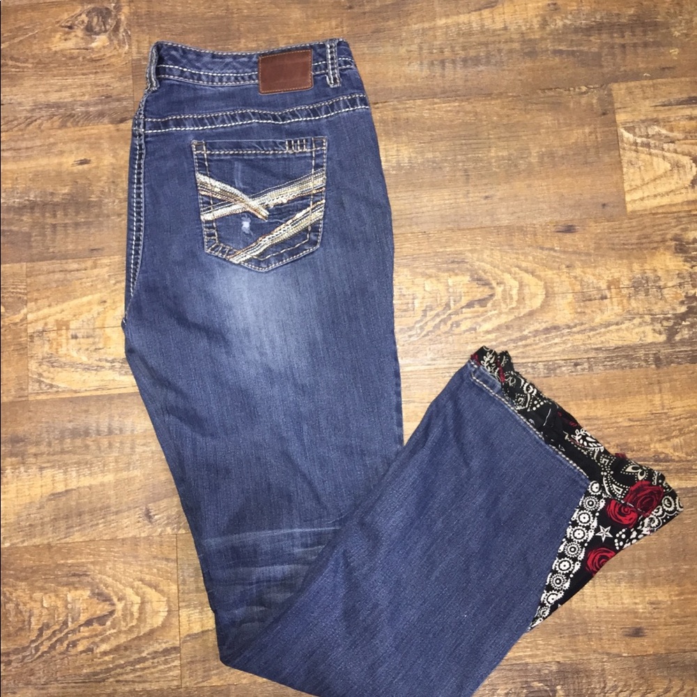 Maurice’s size 15/16R